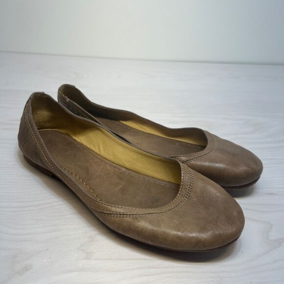 Frye Women Carson Leather Loafer Slip on flats shoes ballet size 9.5B - Picture 1 of 9